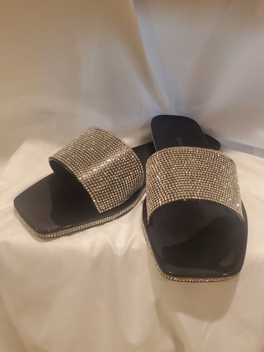 Fashion Nova Black Rhinestone Embellished Slide Mules Size 9